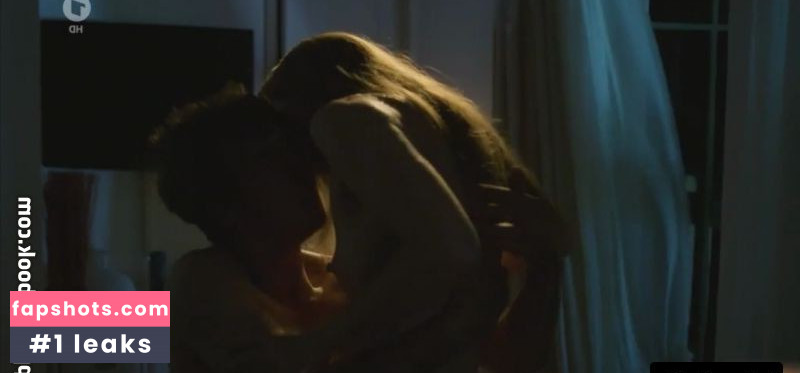 Lisa Maria Potthoff gallery photo #15