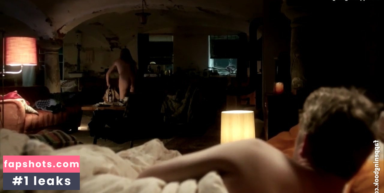 Lisa Maria Potthoff gallery photo #4