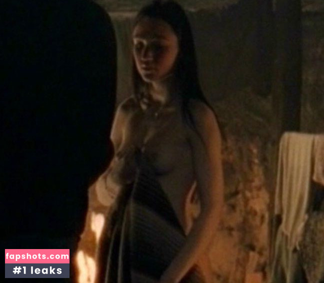 Lisa Maria Potthoff gallery photo #54