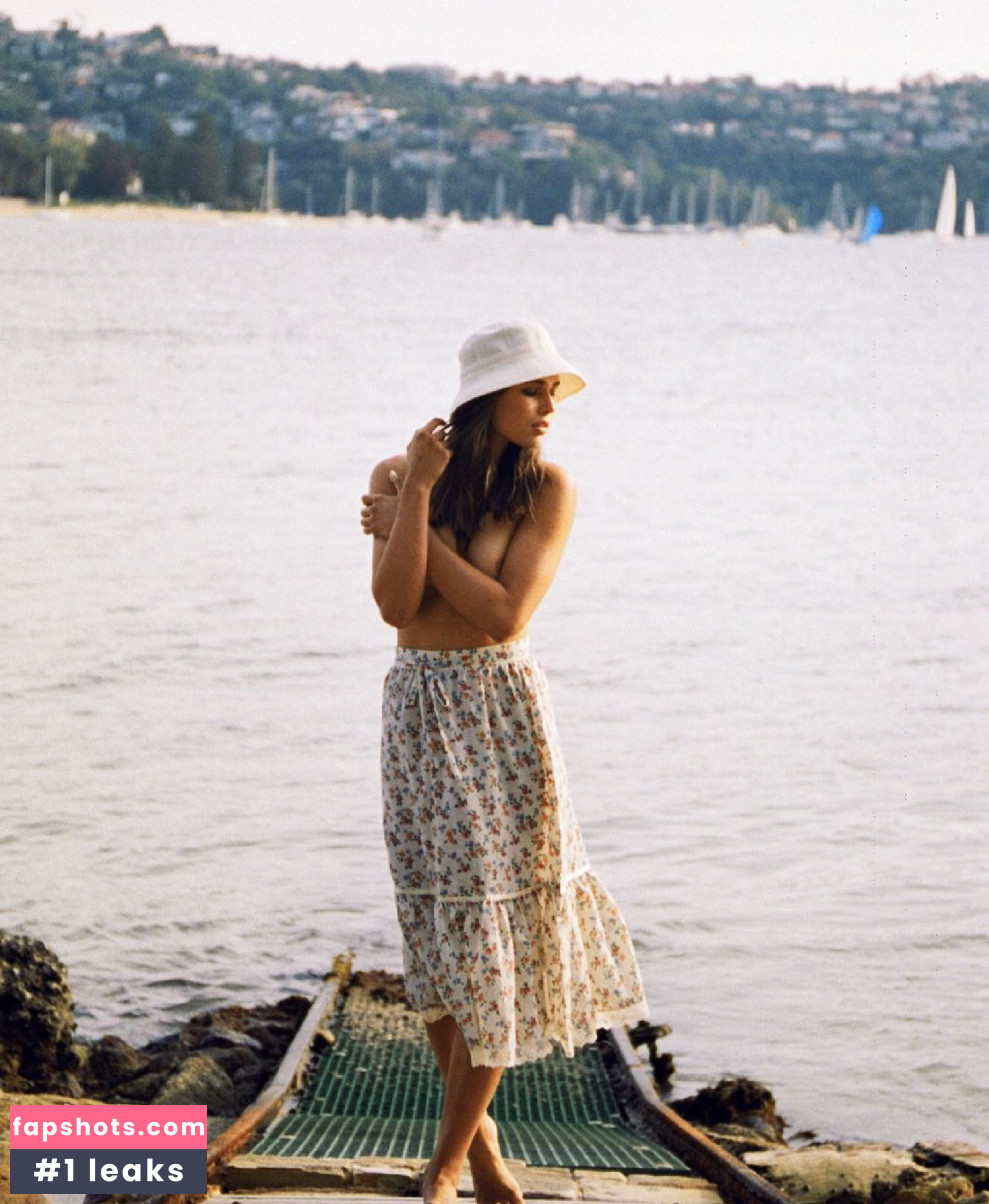 Lisa Marie Bosbach Nude Leaks OnlyFans Photos #21 - LeakJerk