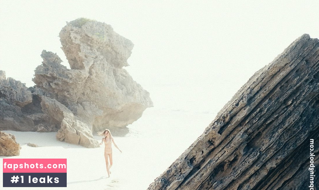 Lisa Marie Bosbach Nude Leaks OnlyFans Photos #8 - LeakJerk