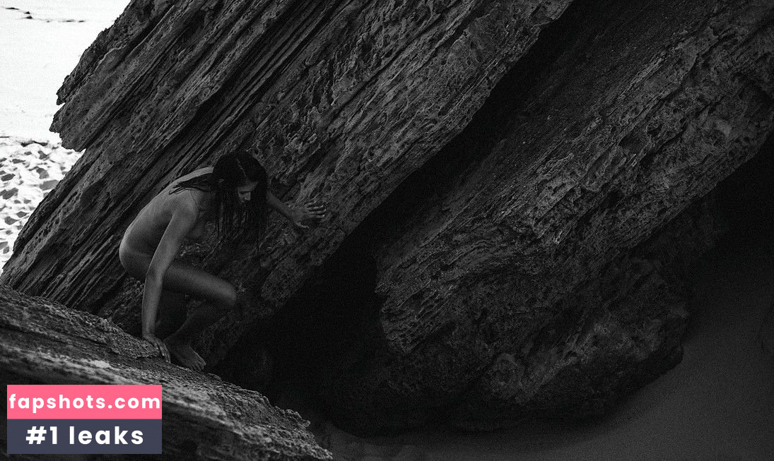 Lisa Marie Bosbach Nude Leaks OnlyFans Photos #9 - LeakJerk