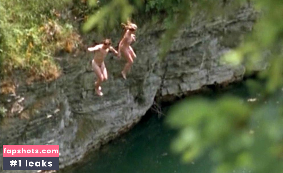 Lisa Martinek Nude Leaks OnlyFans Photos #11 - LeakJerk