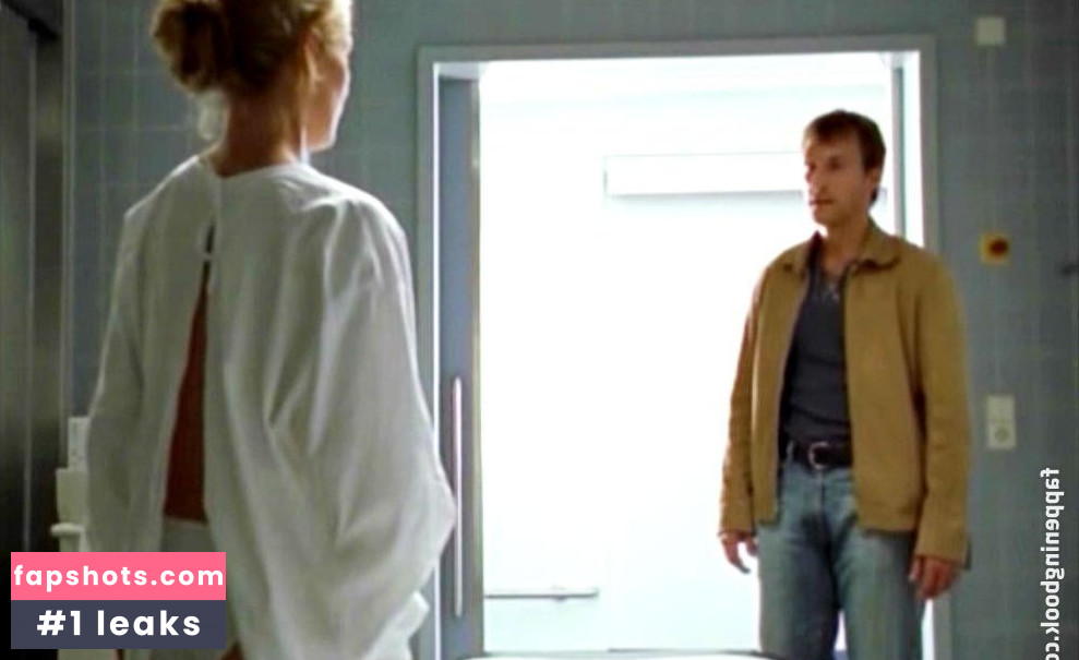 Lisa Martinek Filtración Desnuda OnlyFans Foto #14 - Fapshots