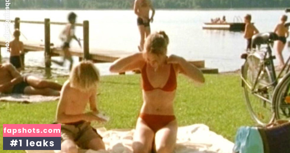 Lisa Martinek Nude Leaks OnlyFans Photos #27 - LeakJerk