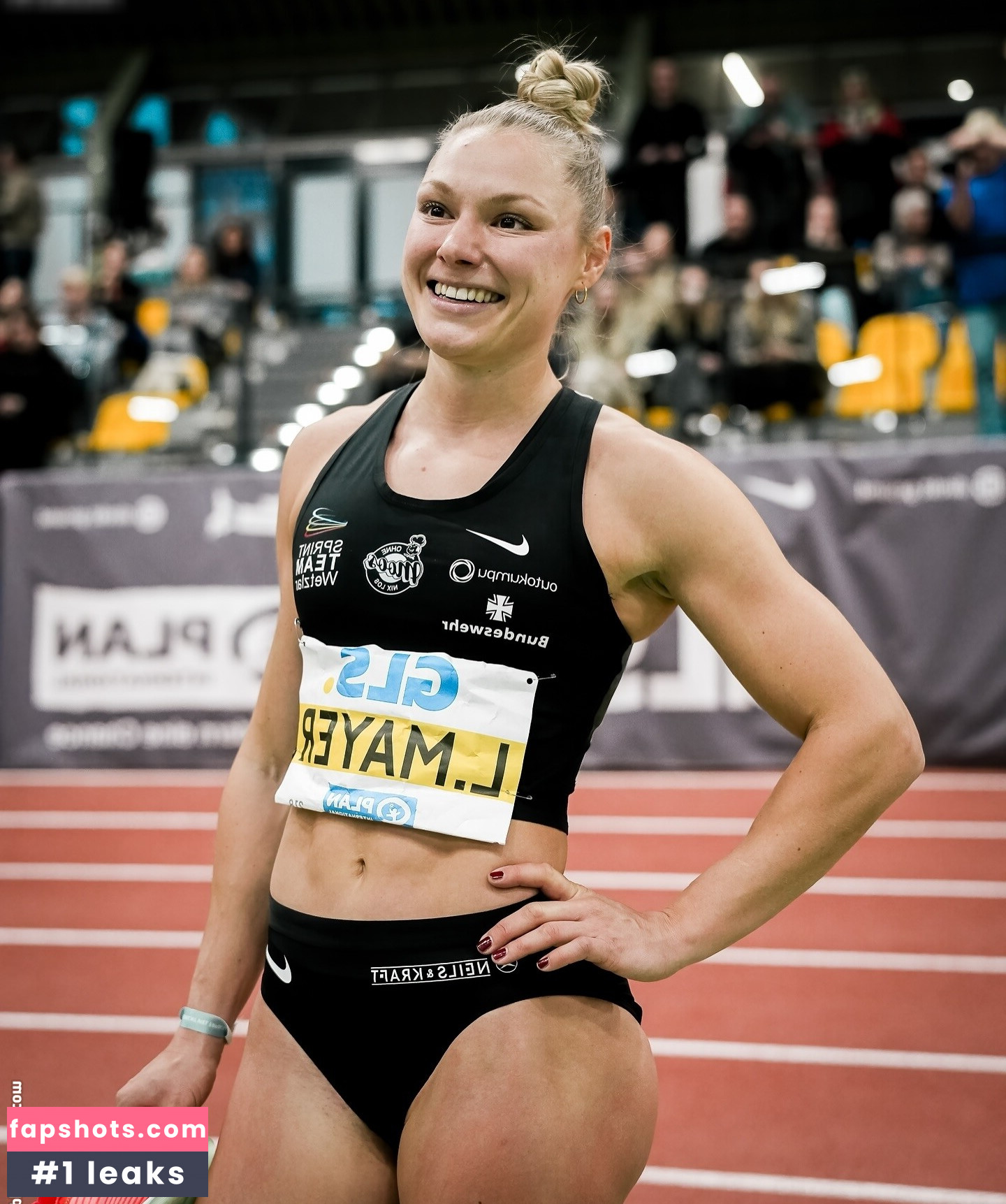 Lisa Mayer gallery photo #10