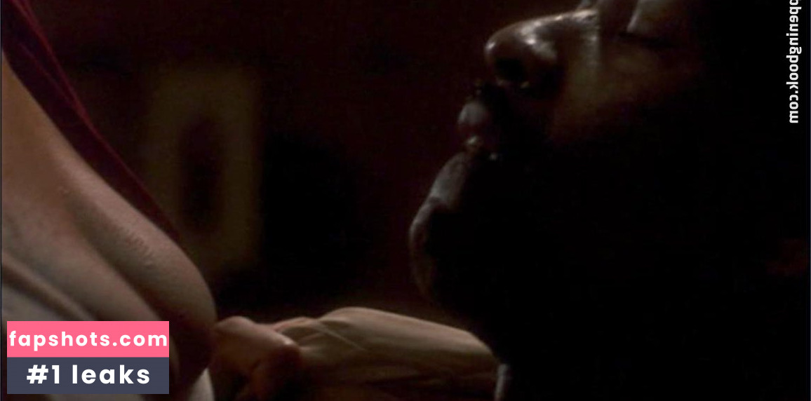 Lisa Nicole Carson gallery photo #4