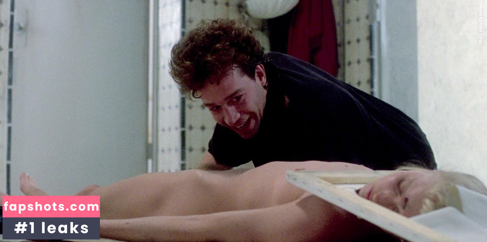 Lisa Niemi gallery photo #15