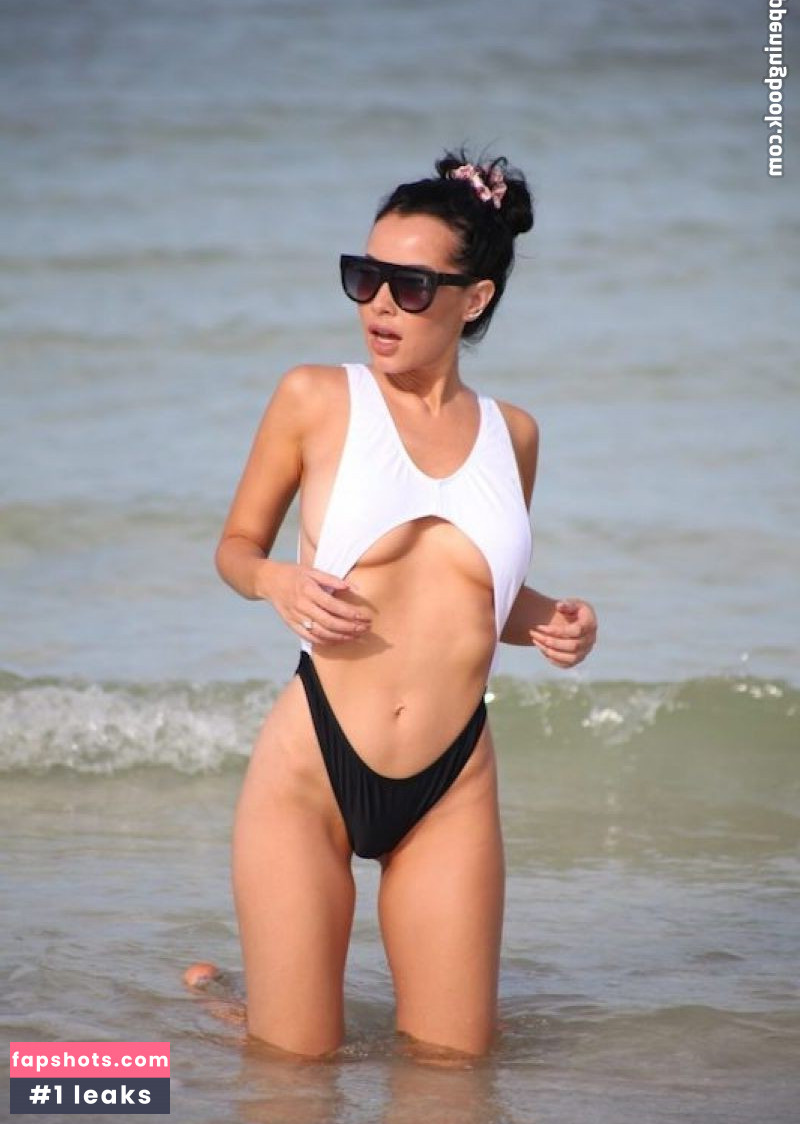 Lisa Opie gallery photo #266