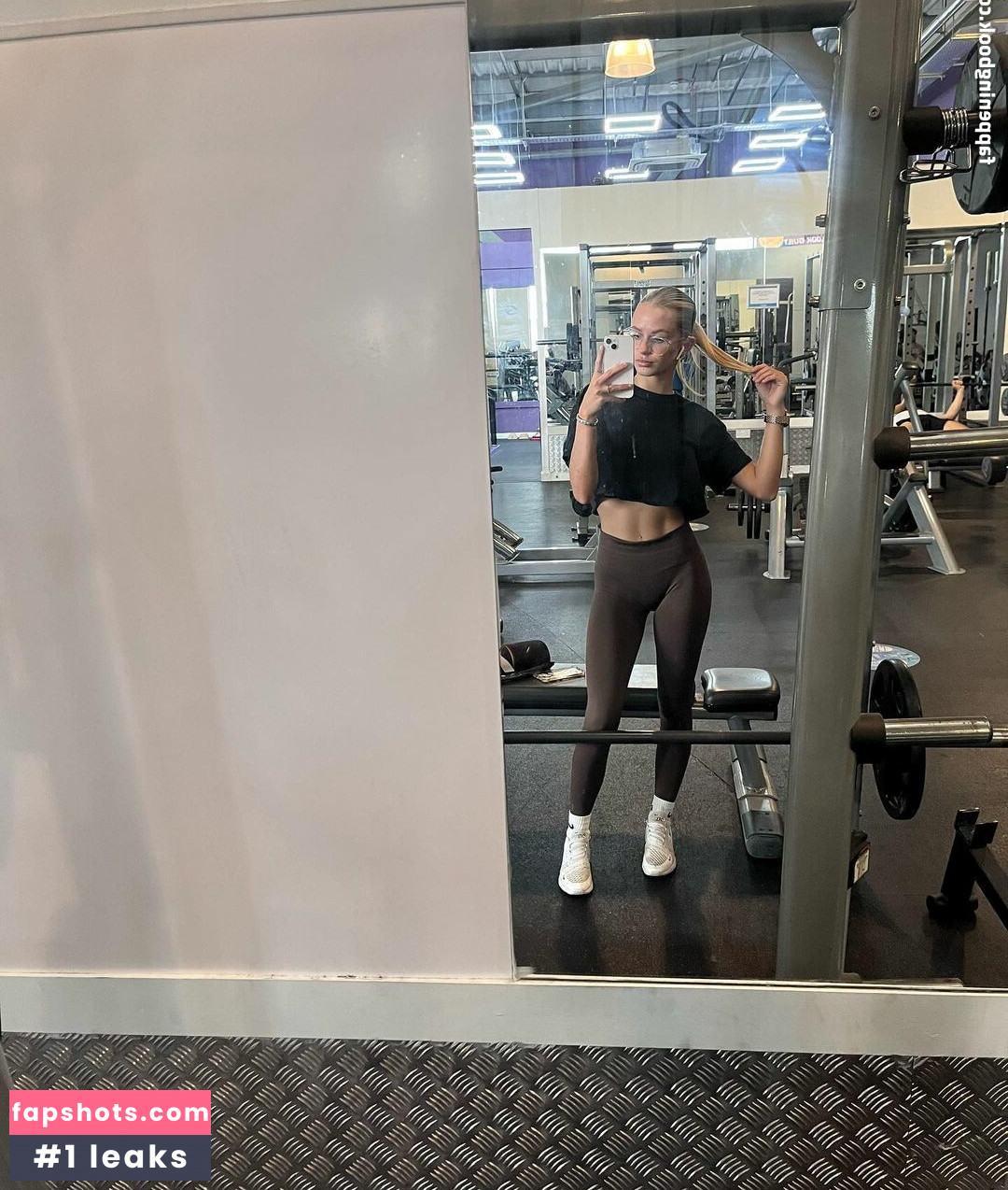 Lisa Price Nude Leaks OnlyFans Photos #6 - LeakJerk