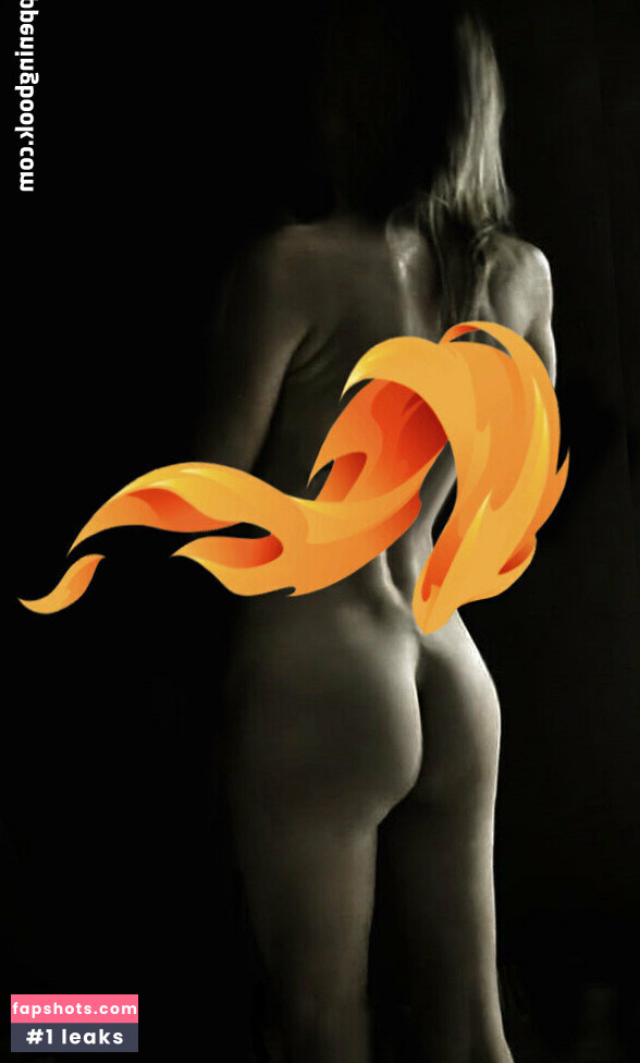 Lisa Rulit gallery photo #21