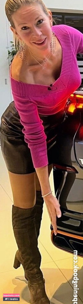 Lisa Rulit gallery photo #32