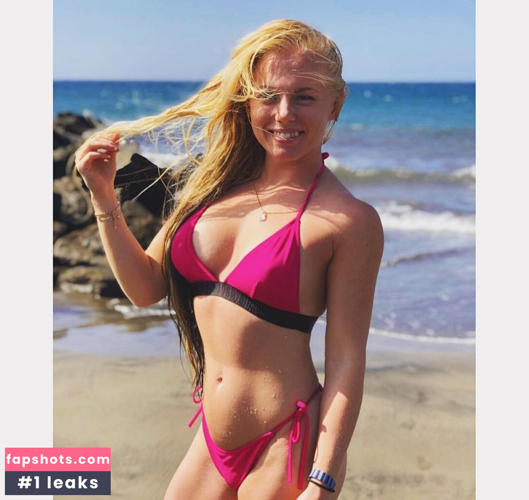 Lisa Steelstar gallery photo #5