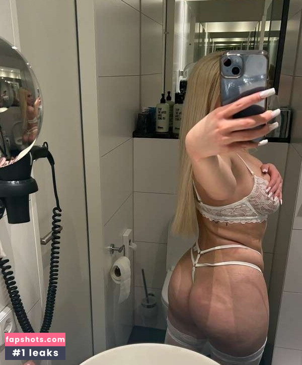 lisa_versaut gallery photo #13