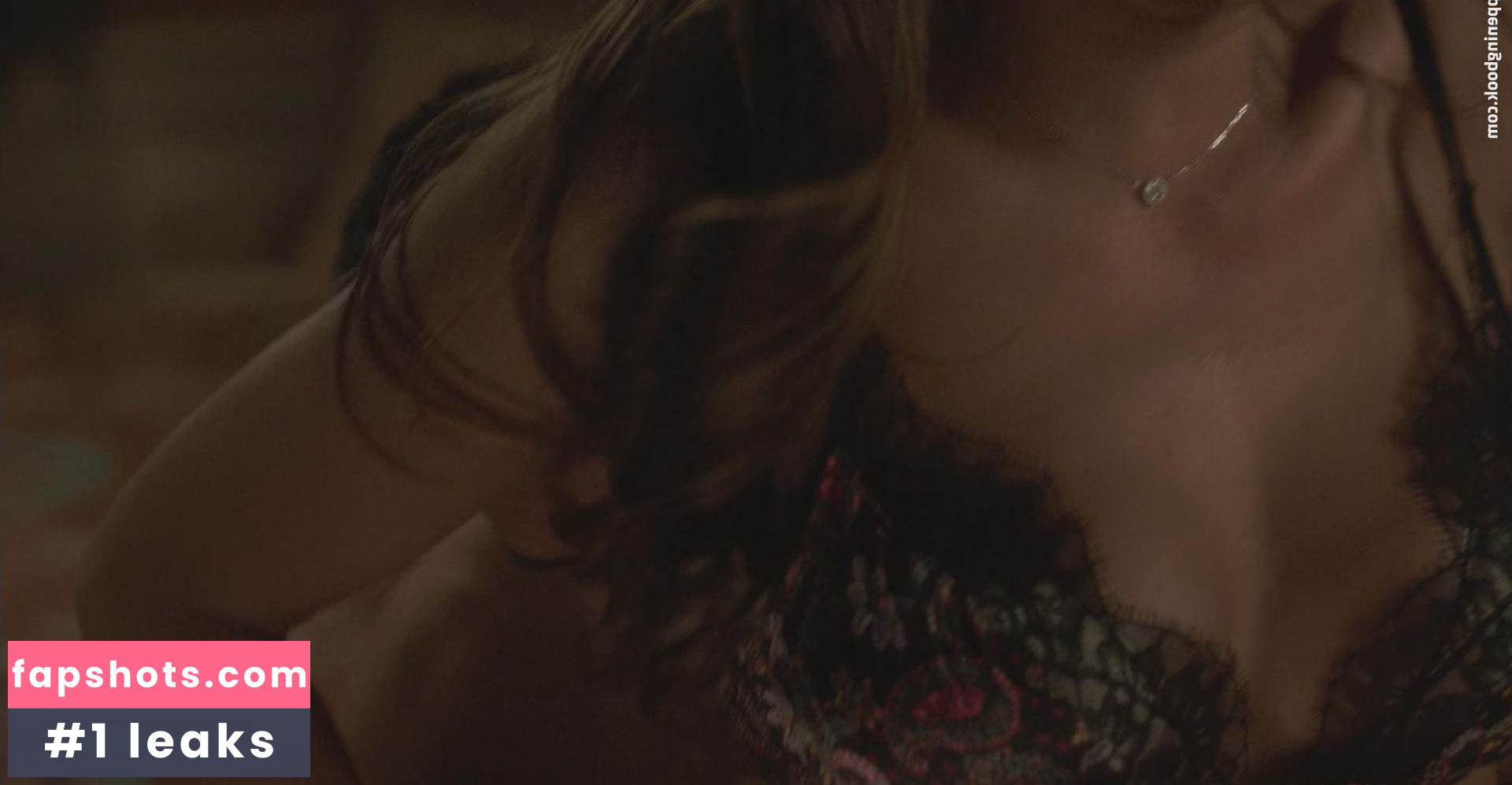 Lisa Vidal gallery photo #3