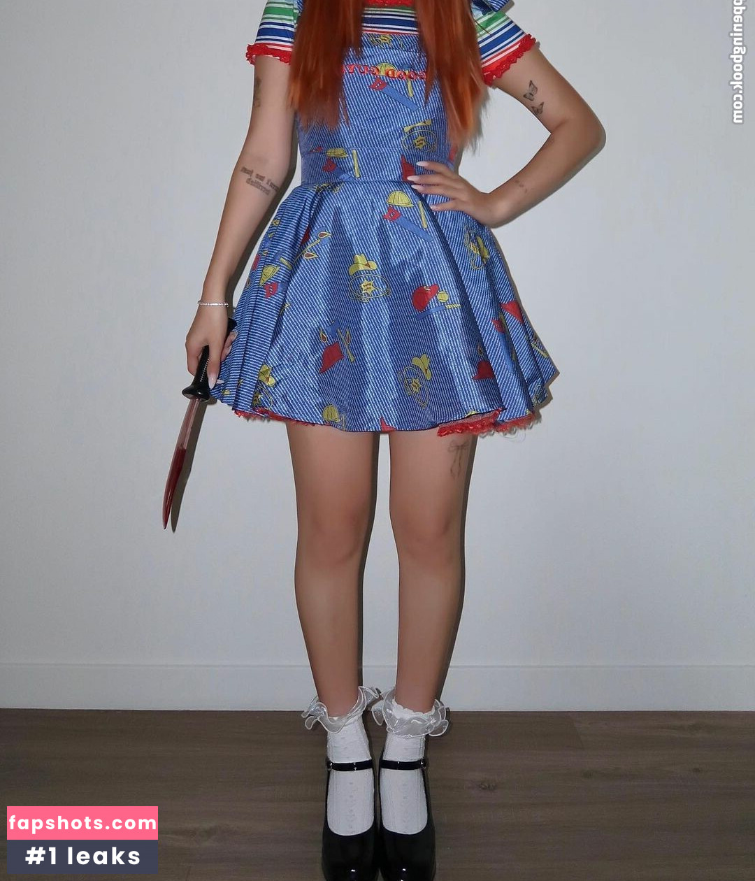 Lisa Yamada gallery photo #8