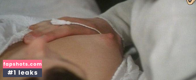 Lise Danvers gallery photo #9