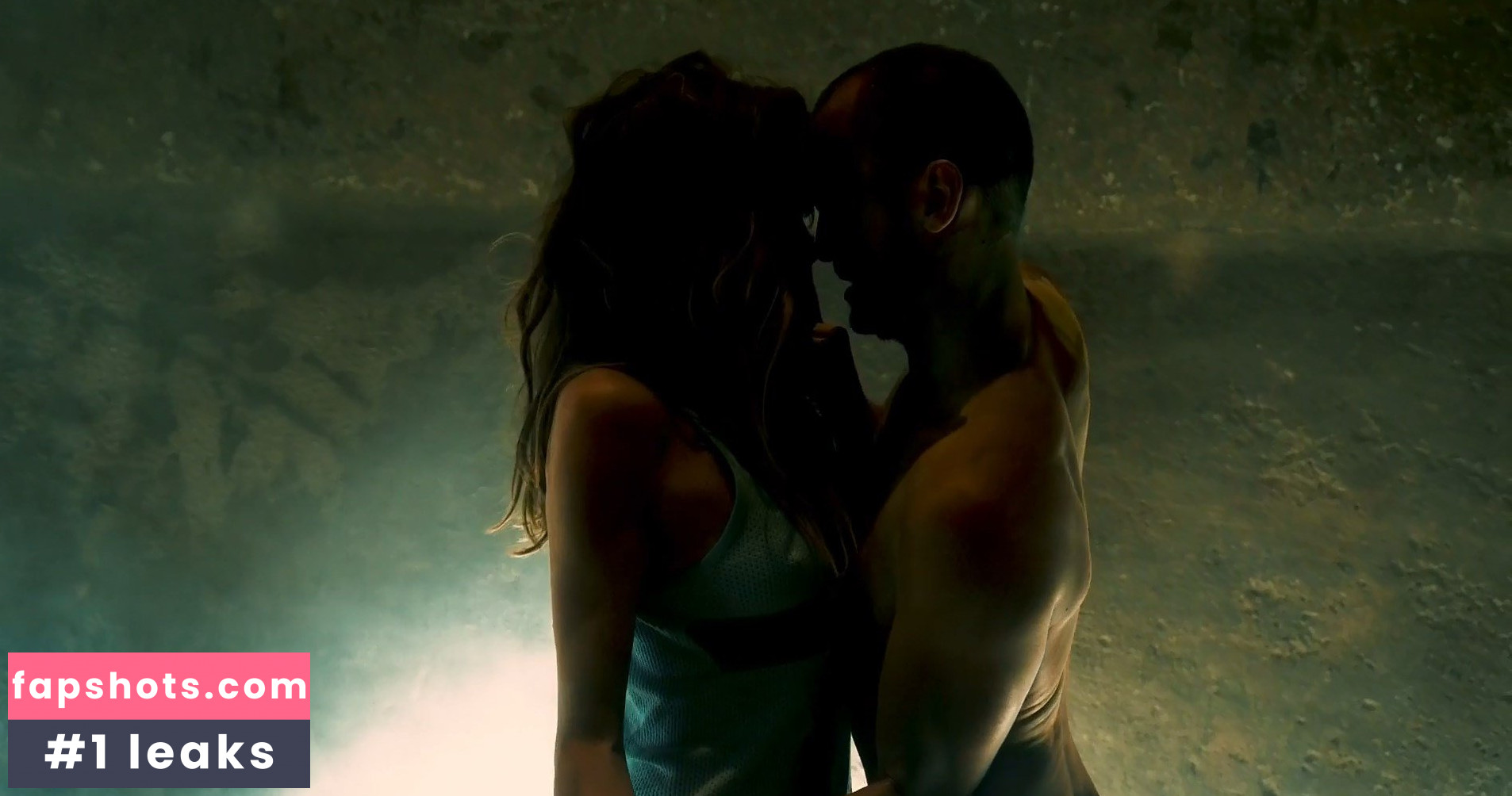 Lise Wolle gallery photo #5