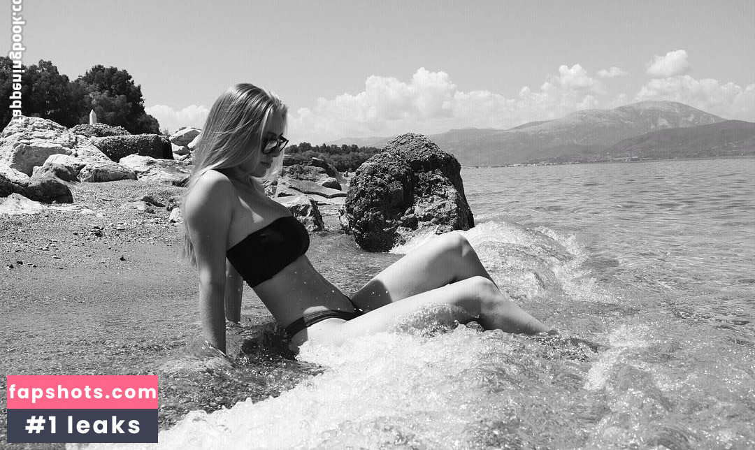 Lisell Jaatma gallery photo #7