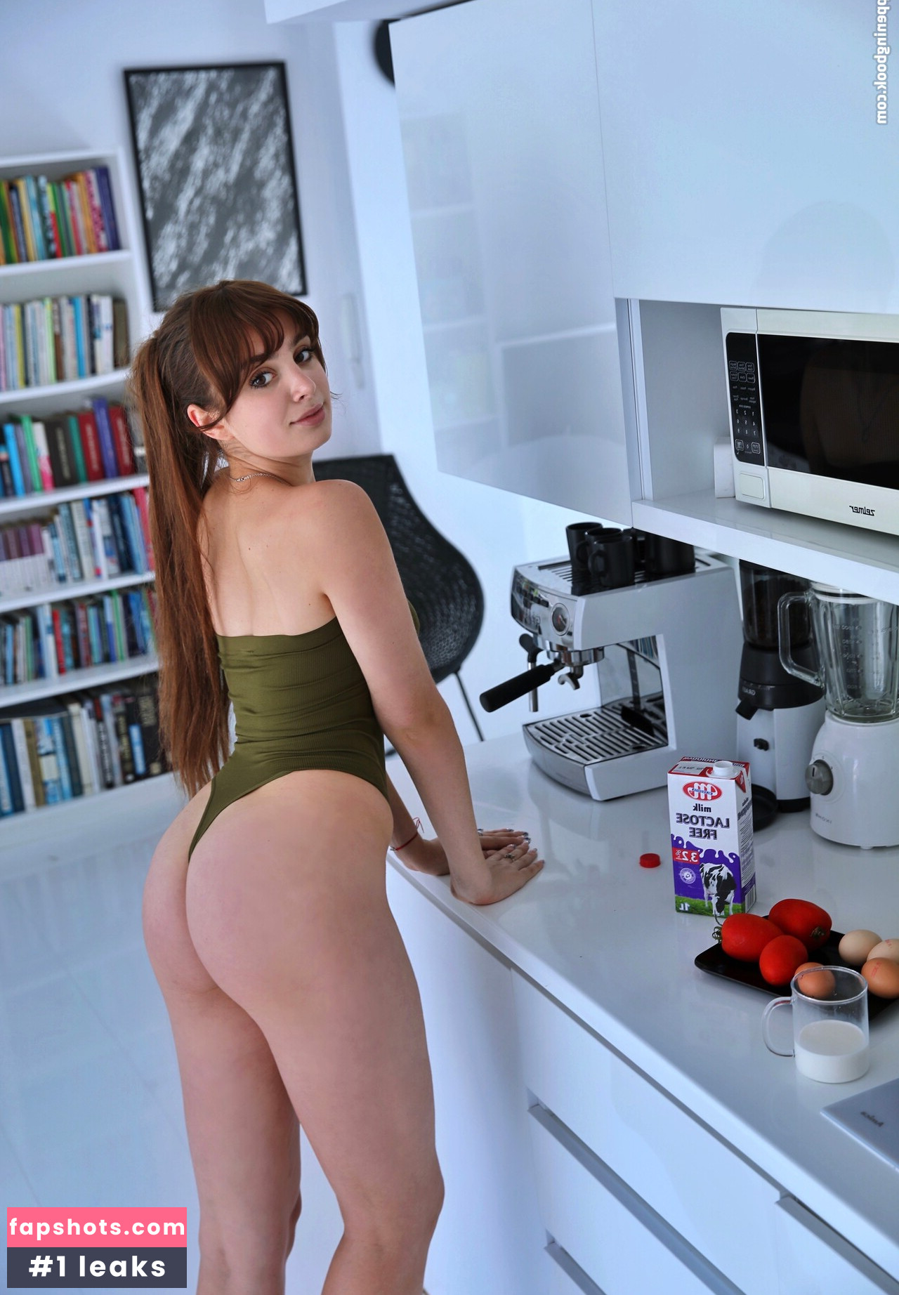 LisiFlex gallery photo #163