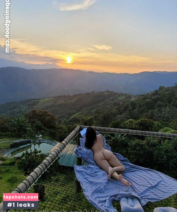 Lissana Scott gallery photo #16