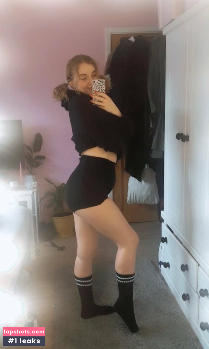 Little_daisyxo gallery photo #23