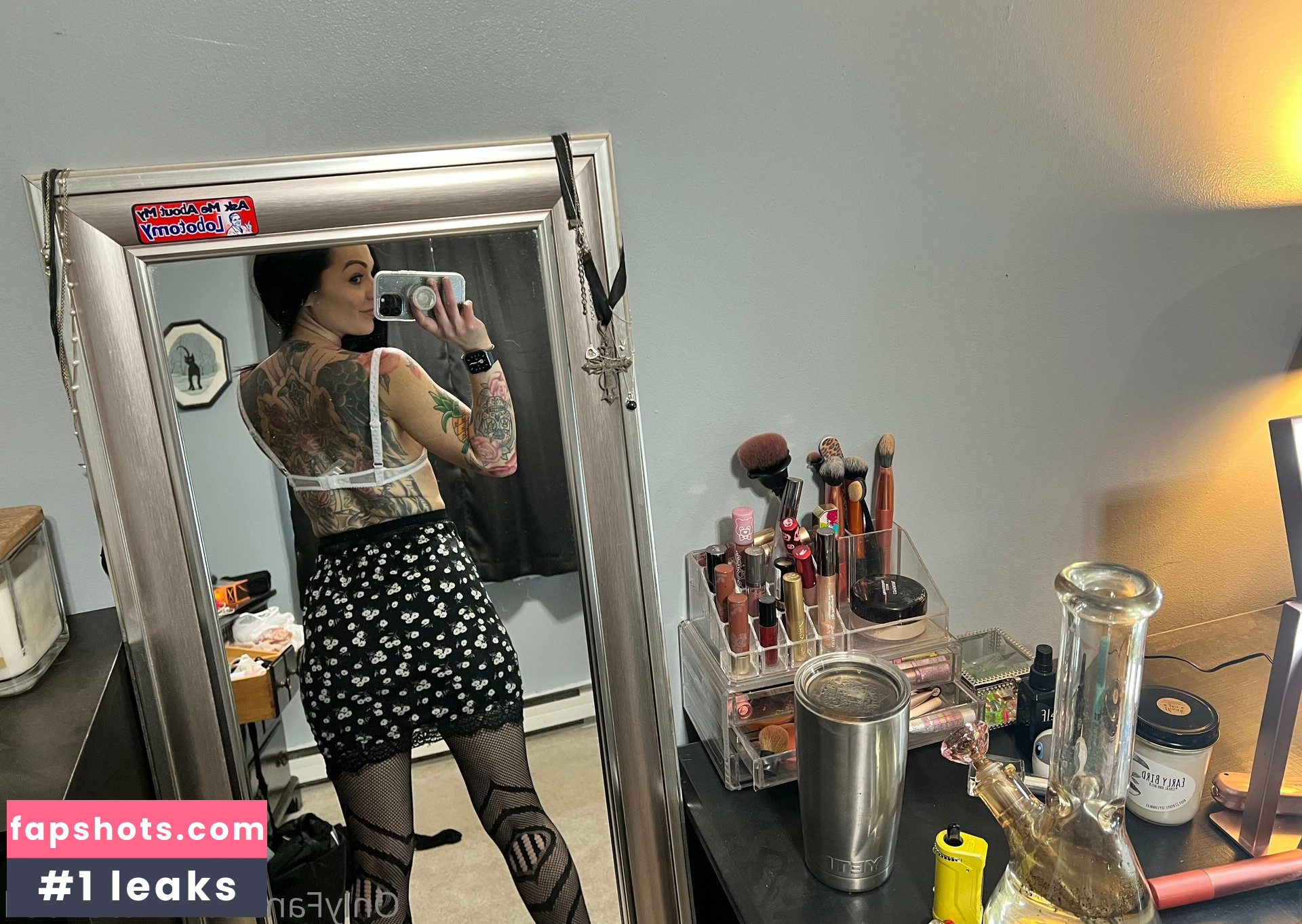 Little Doll gallery photo #18