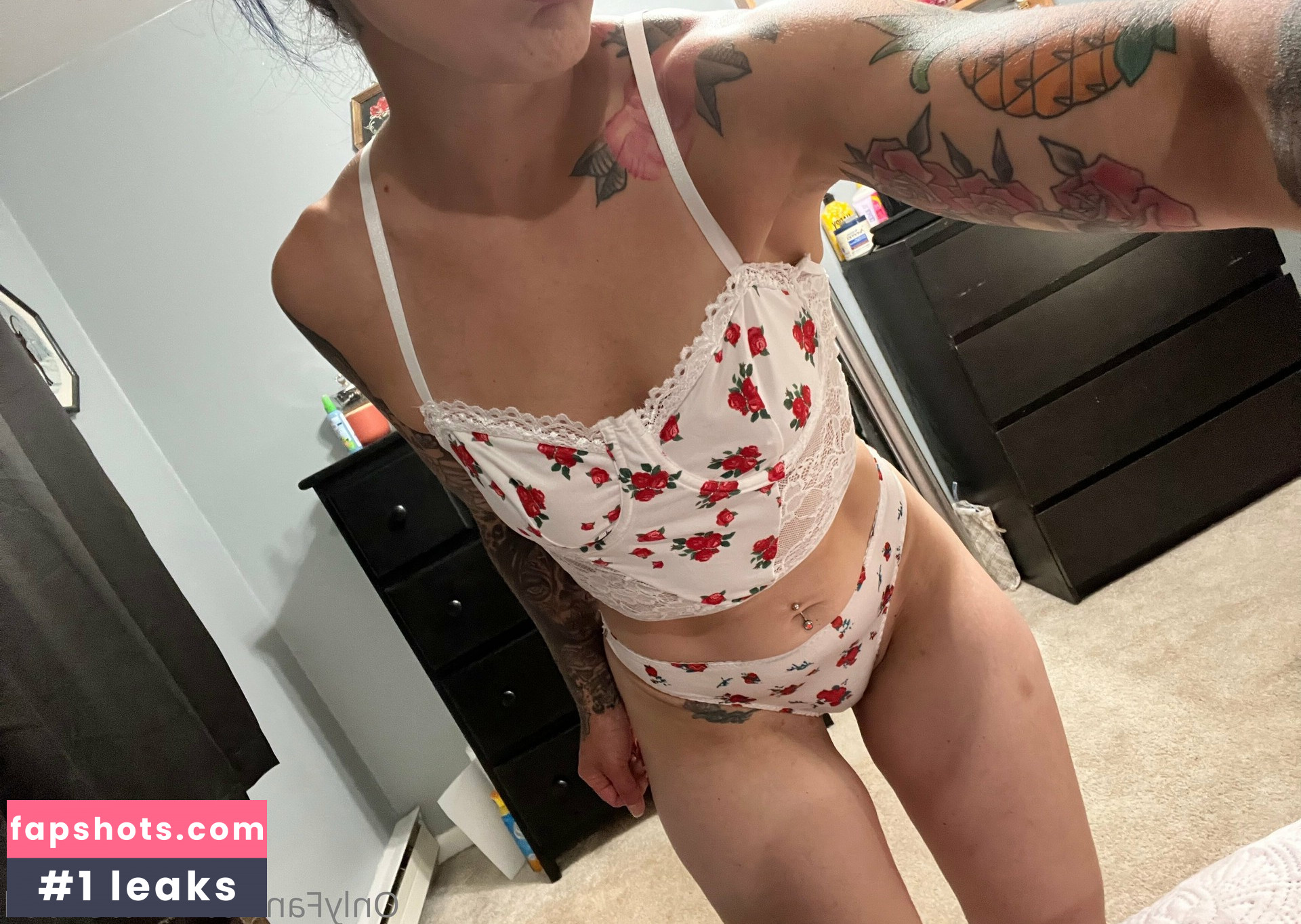 Little Doll gallery photo #28