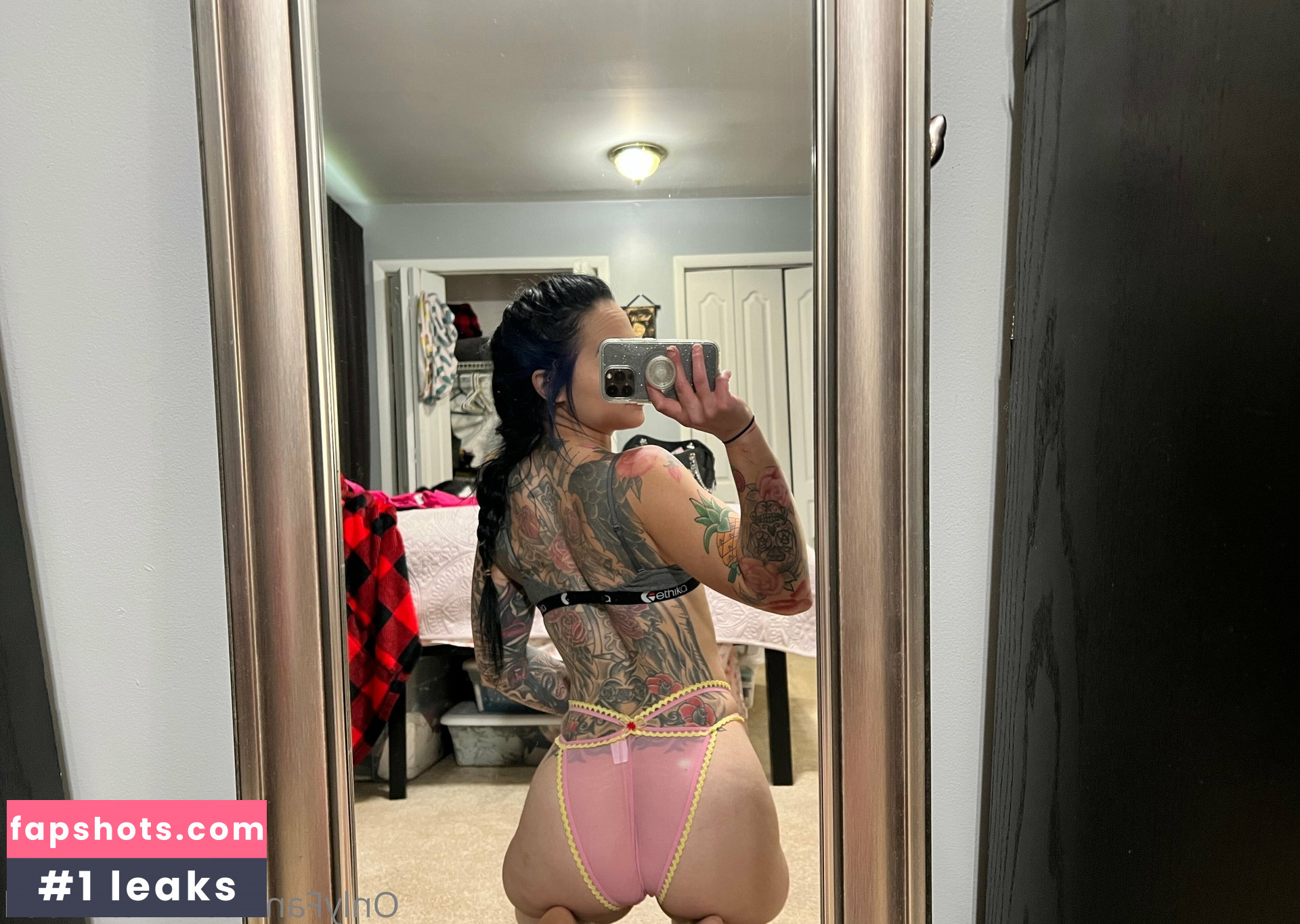 Little Doll gallery photo #4