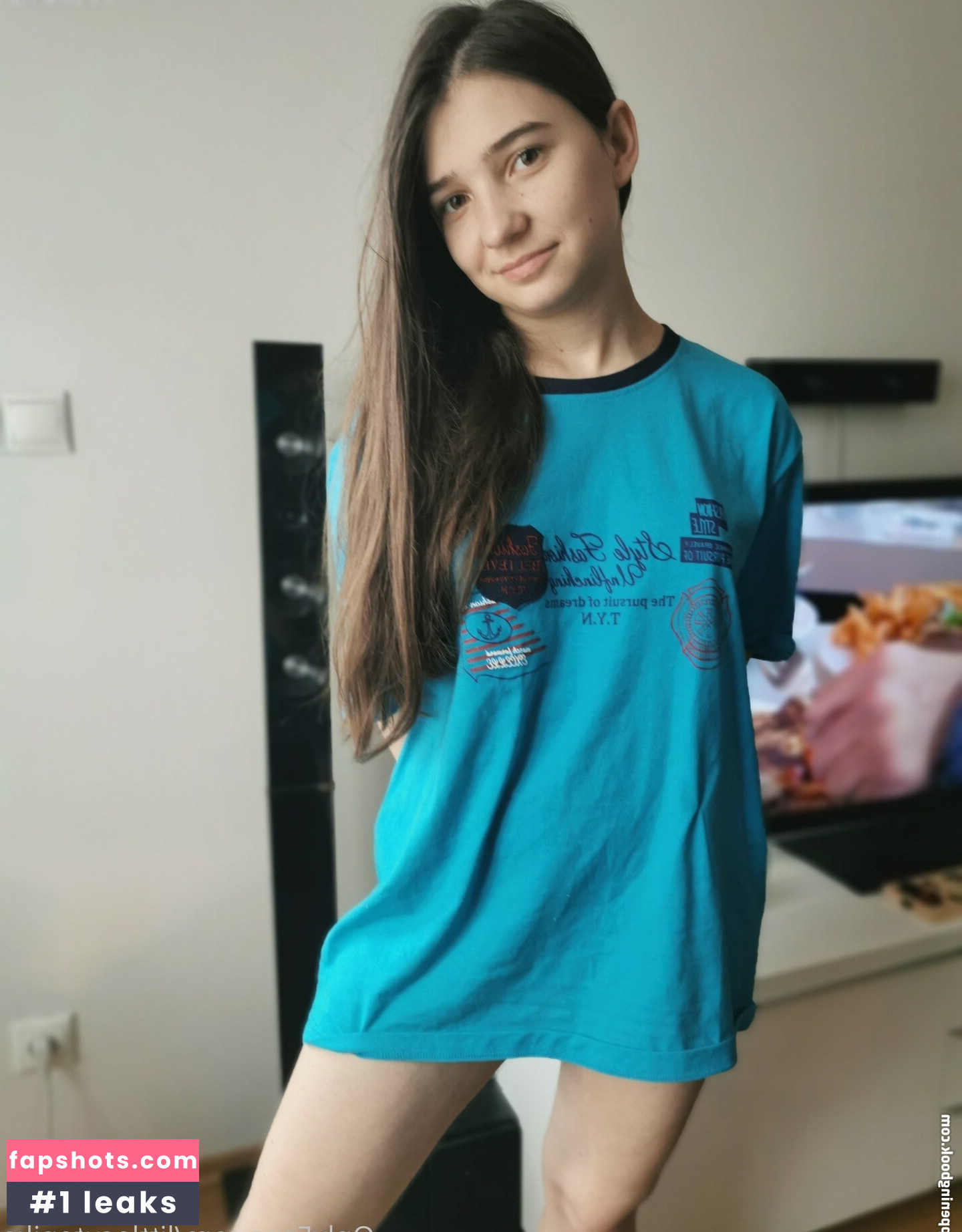 Little Nika aka littlecutenika gallery photo #275