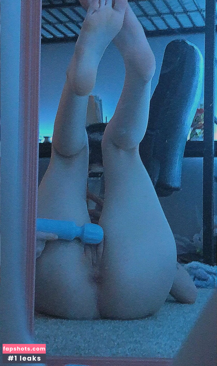 Little Pet Filtración Desnuda OnlyFans Foto #3 - Fapshots