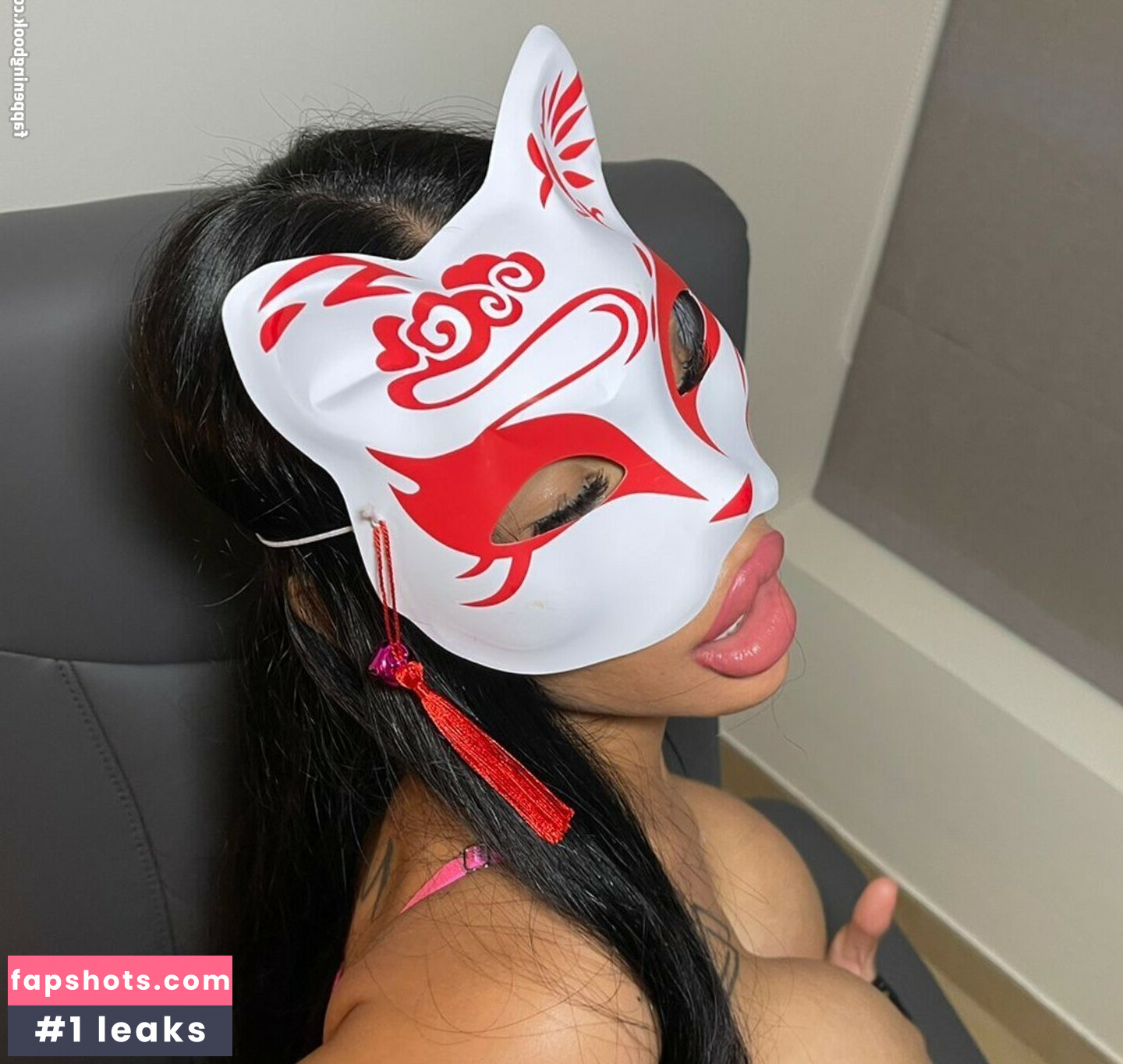 Little Pony Wife Nude Leaks OnlyFans Photos #10 - LeakJerk