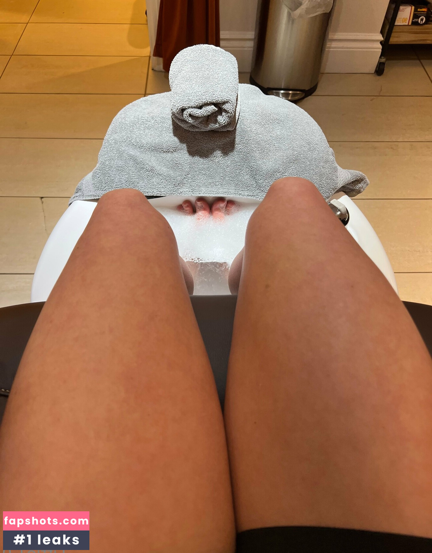 little1.0 nude babe gallery