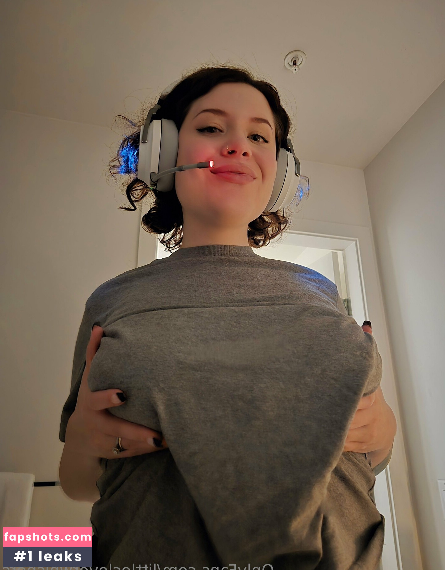 littlecloverwhispers nude babe gallery