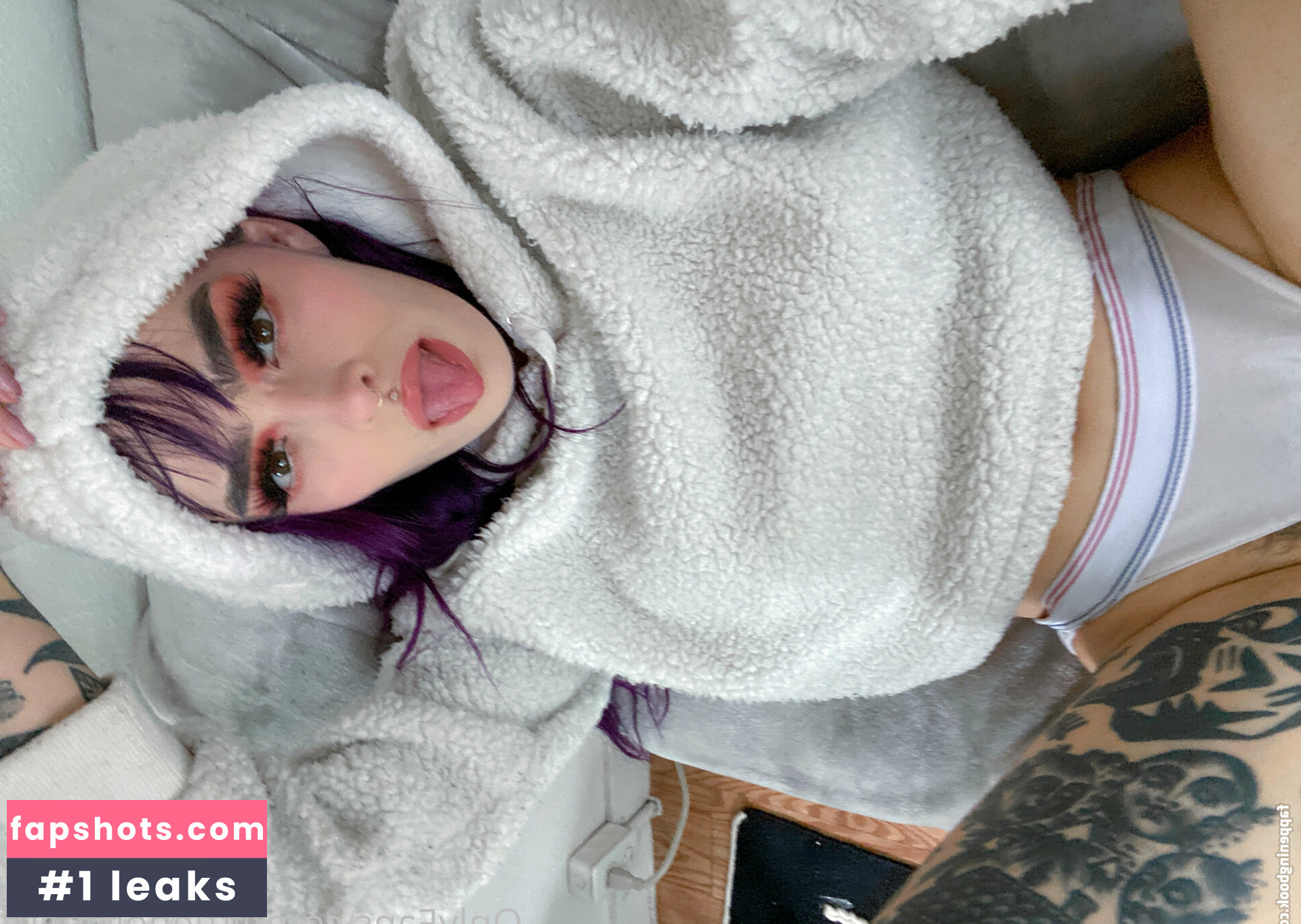 Littlehollybeth gallery photo #13