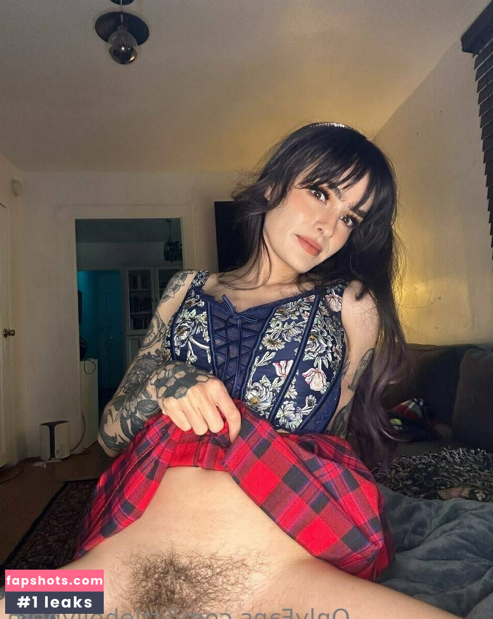 Littlehollybeth gallery photo #14