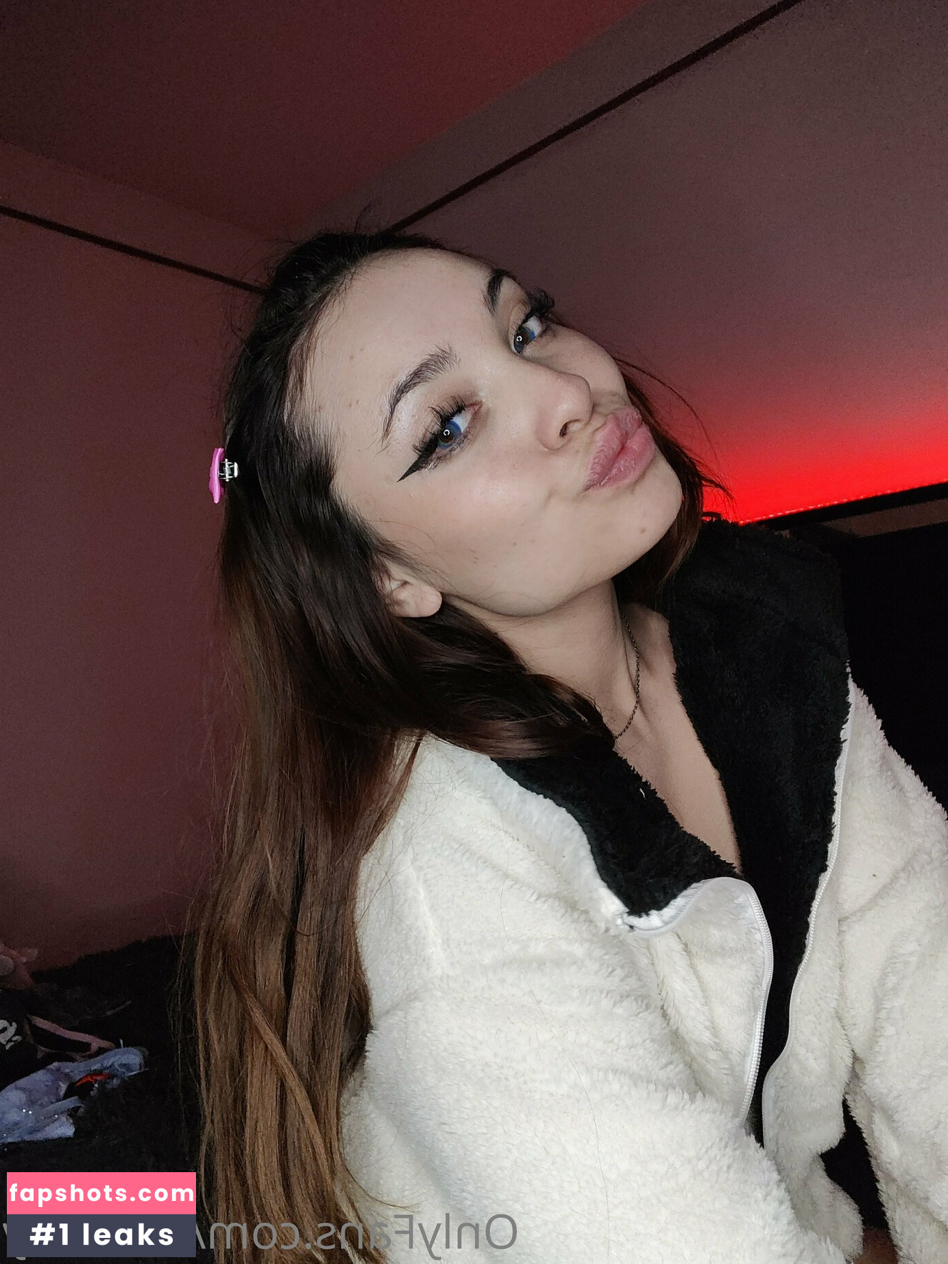 littleluxy Nahé úniky fotek pouze od fanoušků #117 - Fapshots