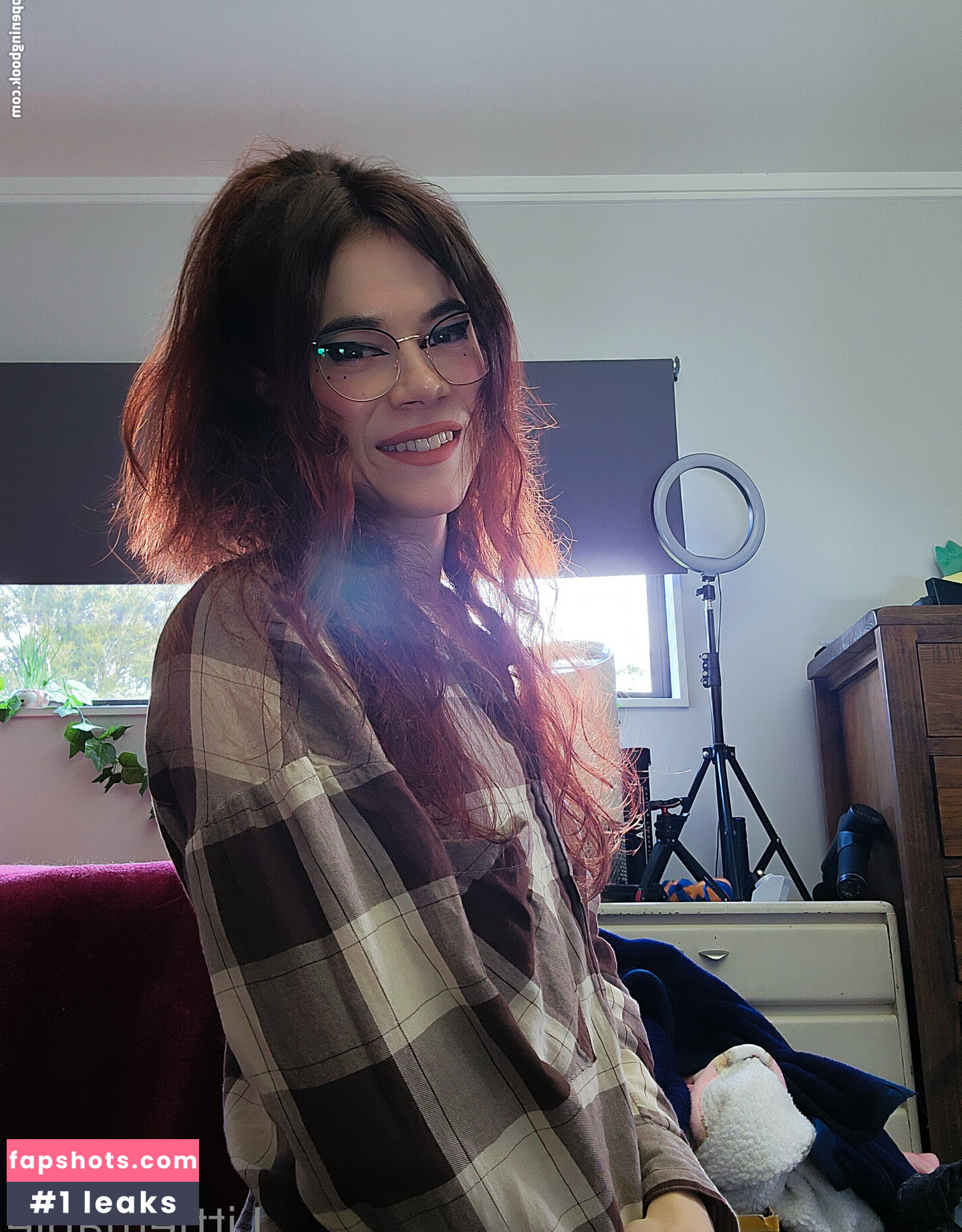 LittleMapleBerry gallery photo #8