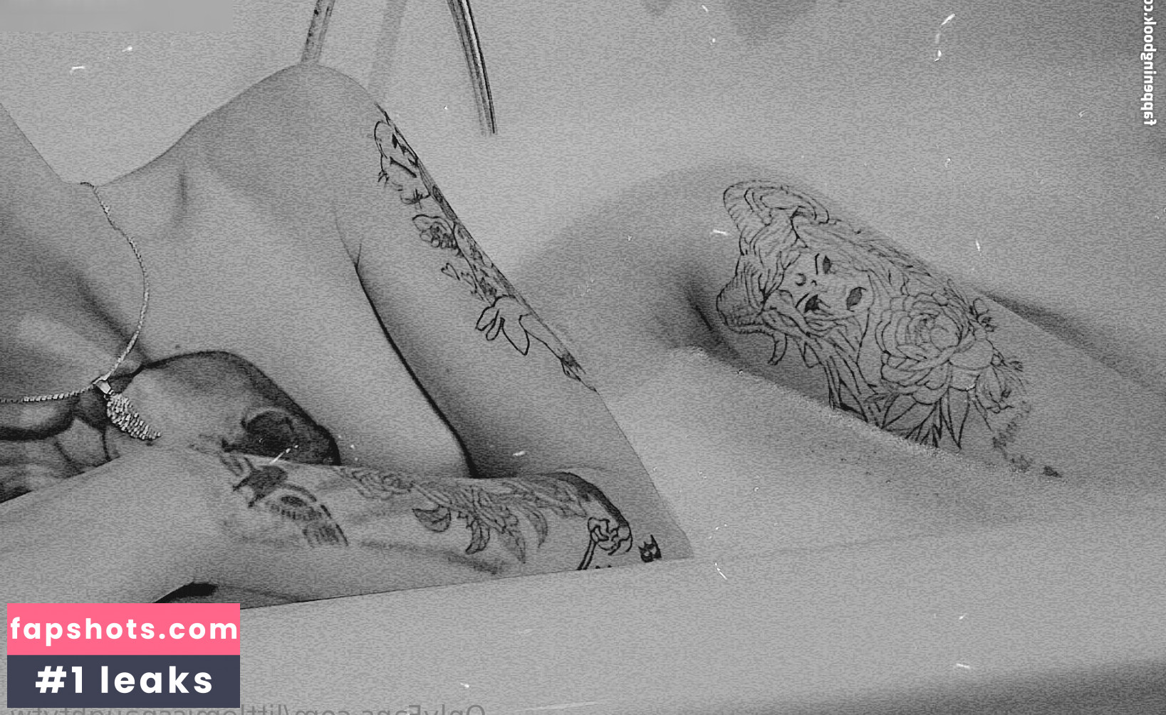 LittleMissNaughty gallery photo #11