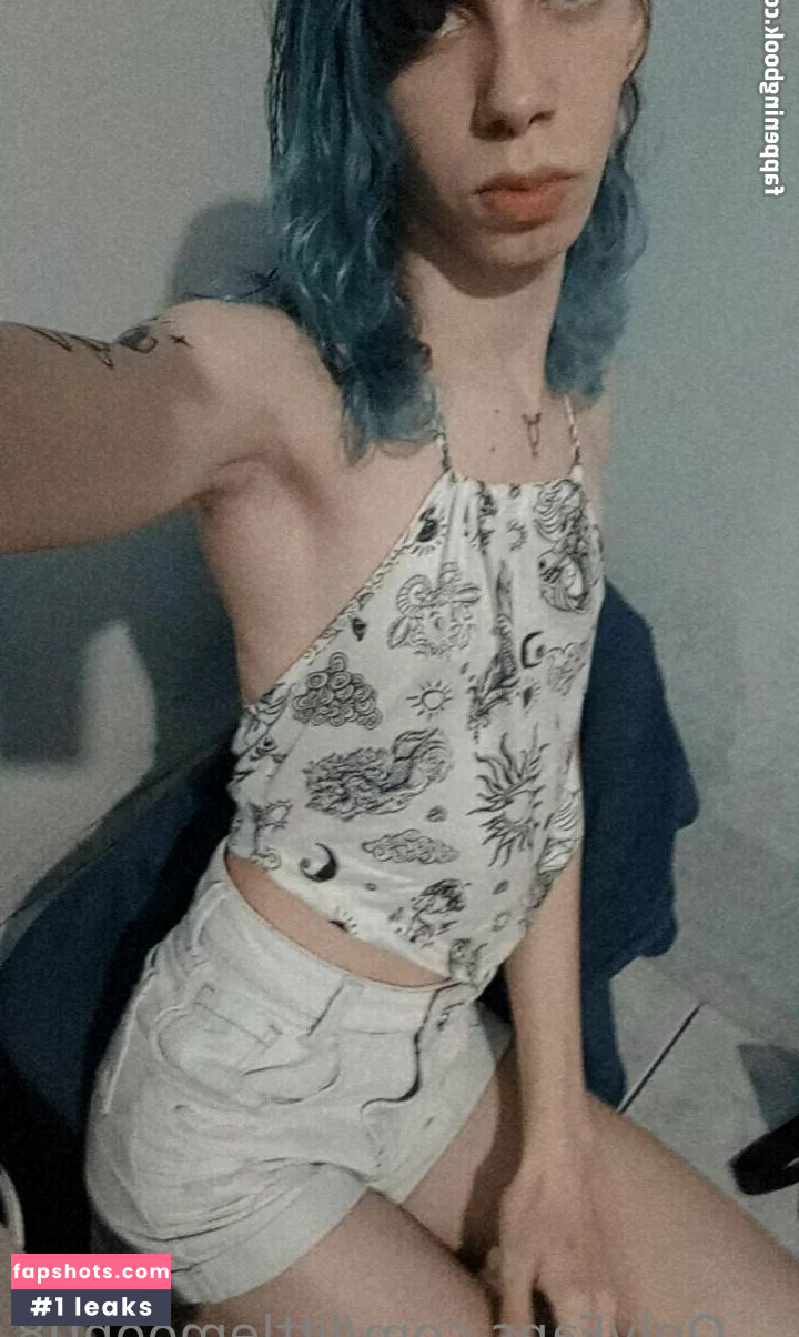 littlemoon08 gallery photo #2