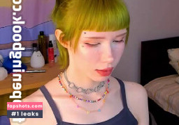 Littlething_88 gallery photo #18