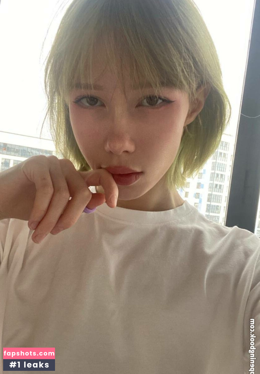 Littlething_88 gallery photo #22