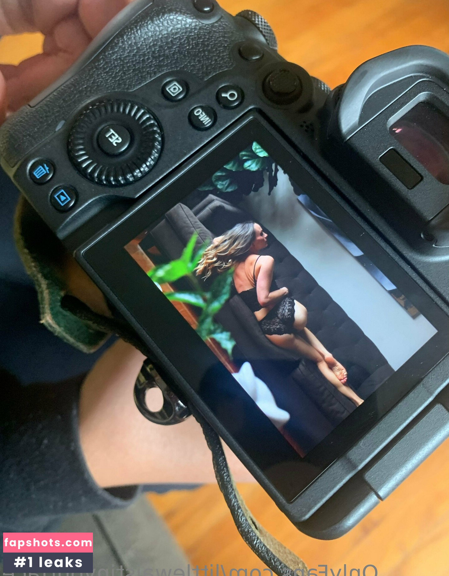 littlewaistinyourface gallery photo #9