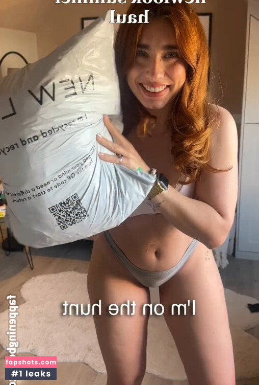 Liv Humby gallery photo #14