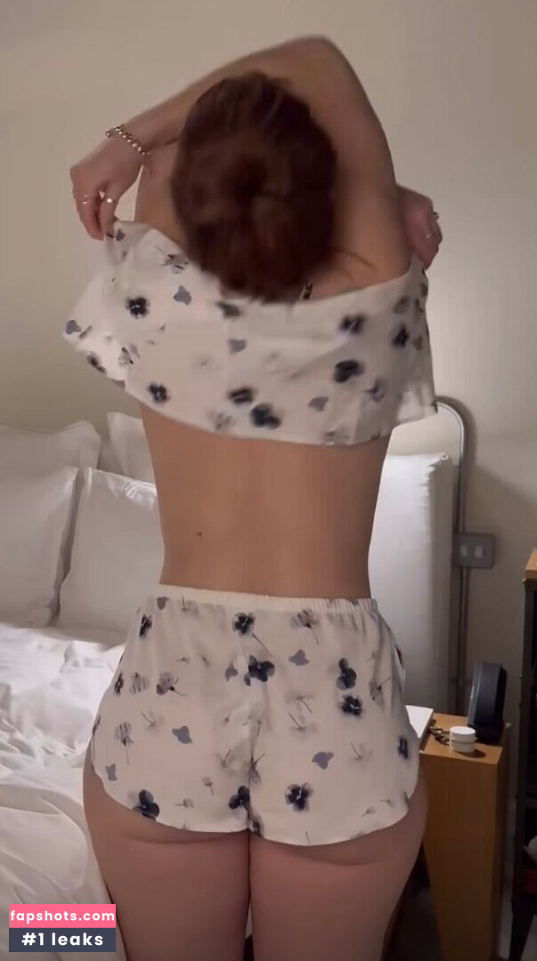 Liv Humby gallery photo #43