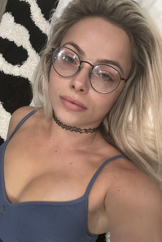 liv-morgan gallery photo #323