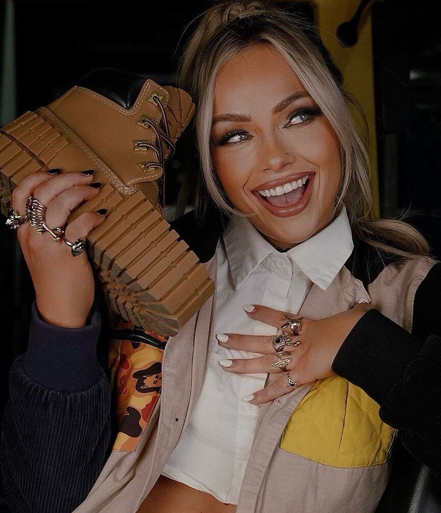 liv-morgan gallery photo #581