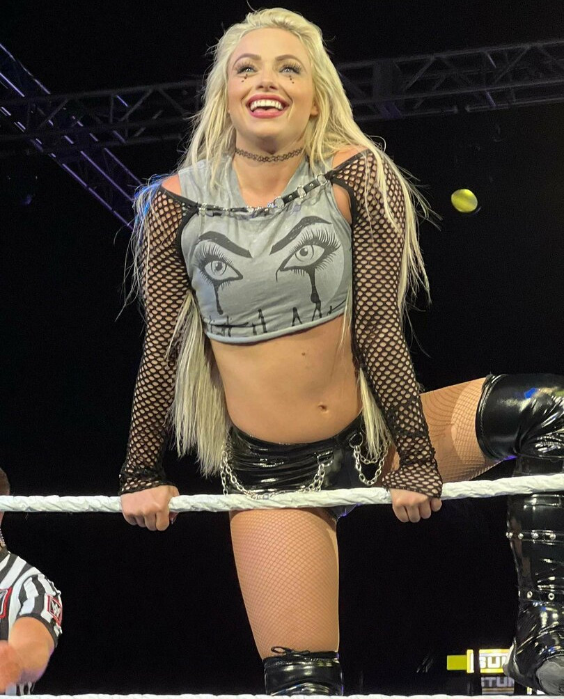 liv-morgan gallery photo #736