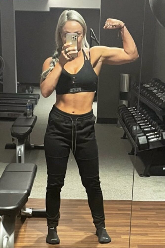 liv-morgan gallery photo #745