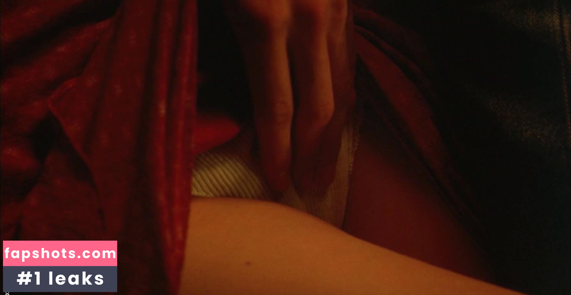 Liv Tyler gallery photo #226